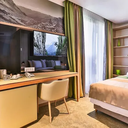 Carine Centar 4* Podgorica