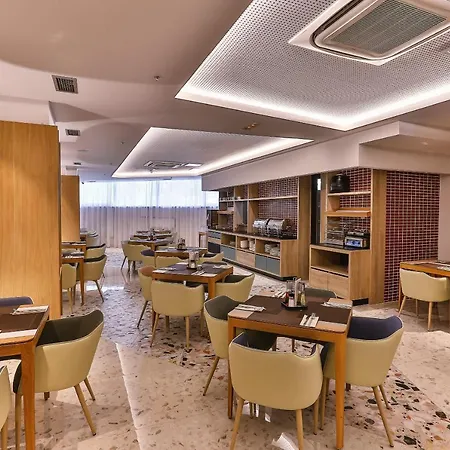 Carine Centar Hotel Podgorica