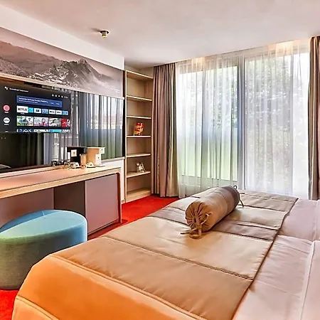 Hotel Carine Centar