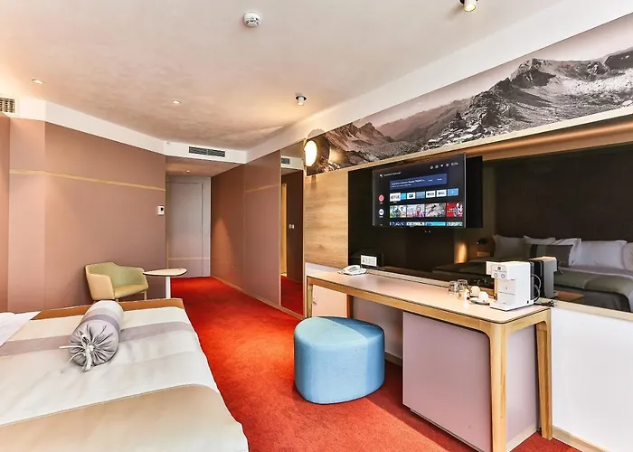 Carine Centar Hotel 4*